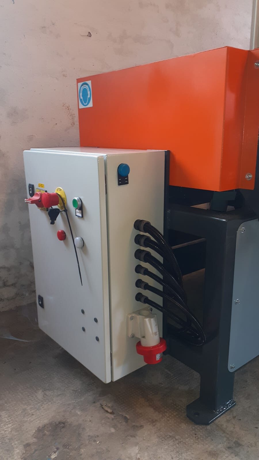 Individual machines for wooden pallet production - 2