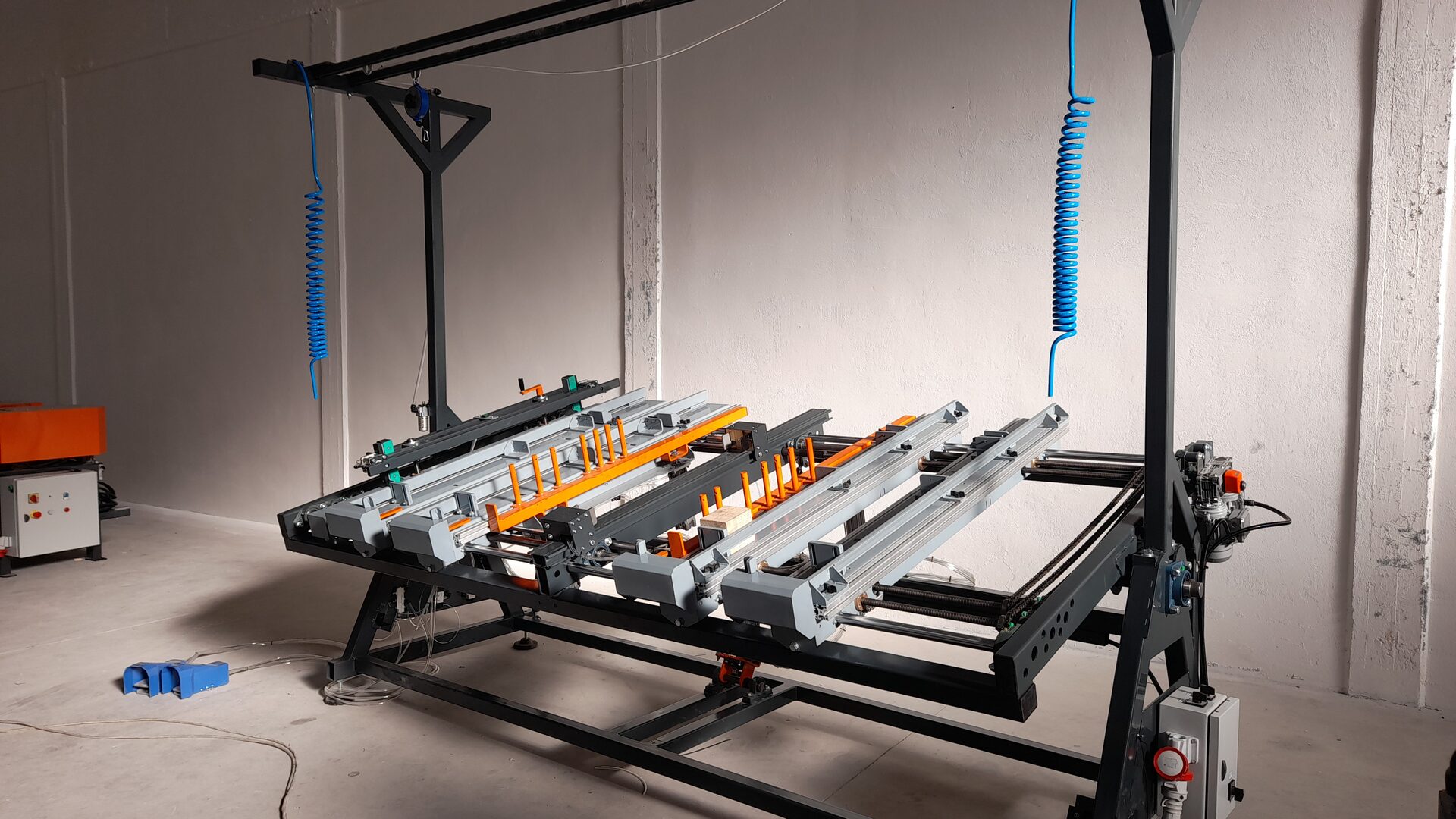Individual machines for wooden pallet production - 4