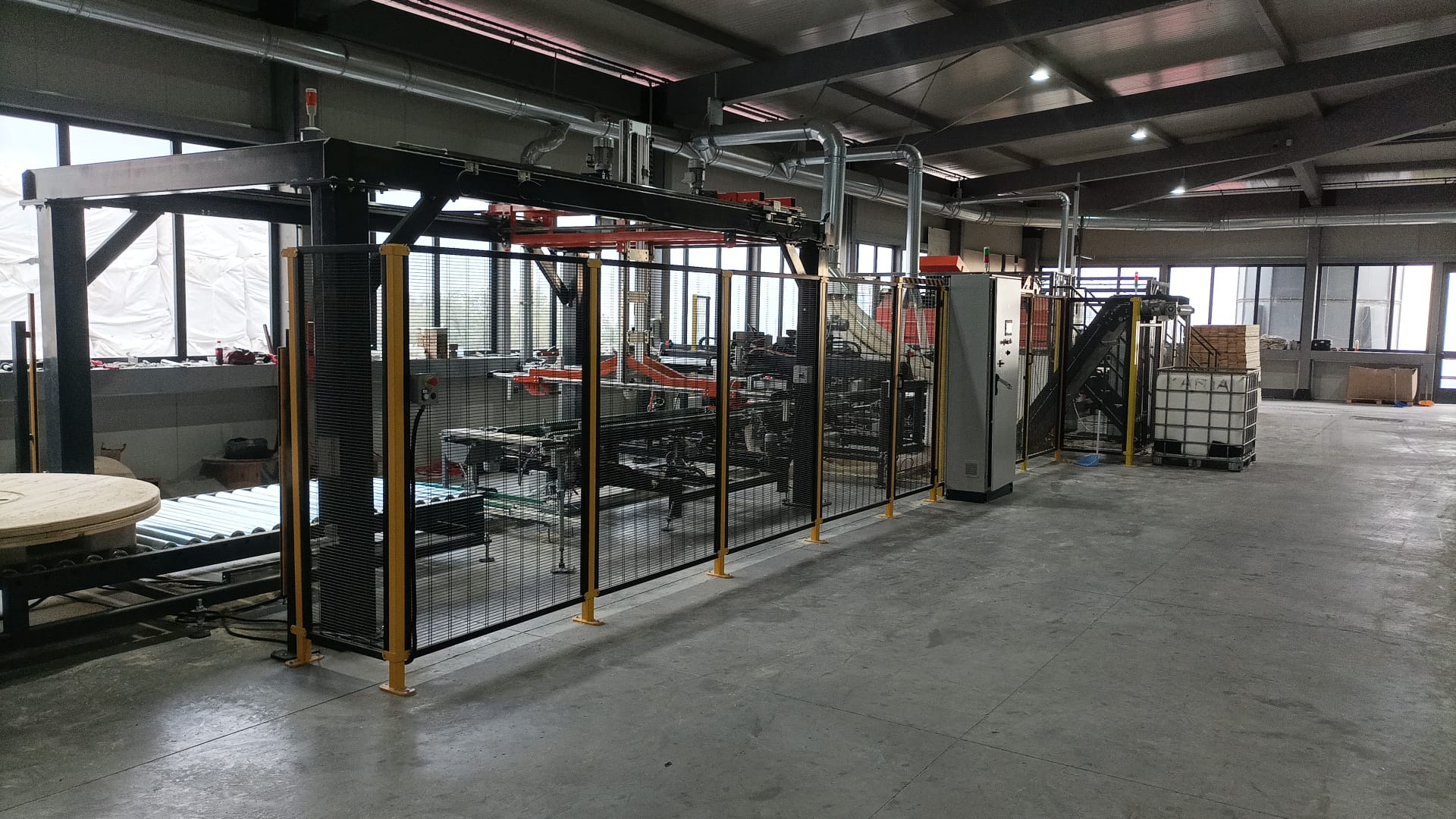Automatic line for wooden flanges for cable drums - 1